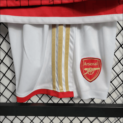 Kit local infantil del Arsenal 23/24
