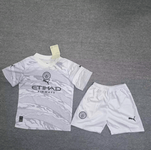 Kit infantil del Manchester City 23/24