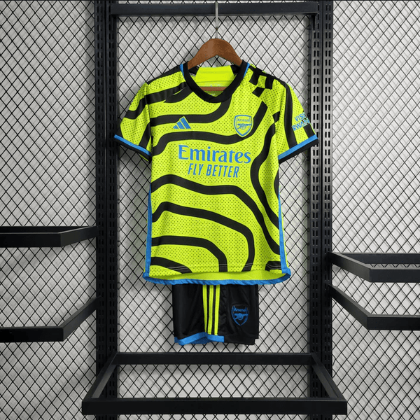 Kit infantil del Arsenal 23/24