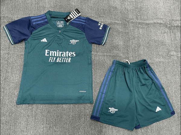 Kit infantil del Arsenal 23/24
