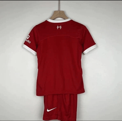 Kit local infantil del Liverpool 23/24