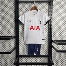 Kit local infantil del Tottenham 2023/24