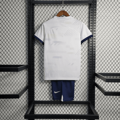 Kit local infantil del Tottenham 2023/24