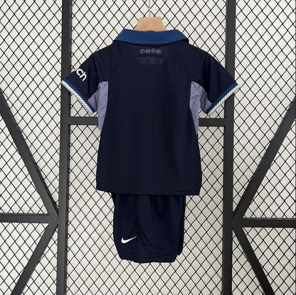 Kit infantil del Tottenham 2023/24