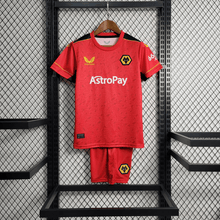 Kit infantil del Wolverhampton 2023/24