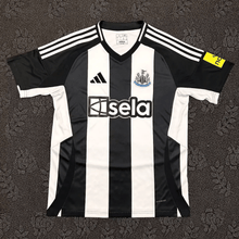 Camiseta local del Newcastle 24/25