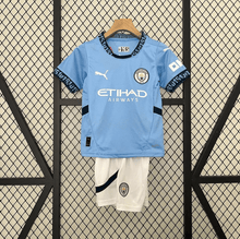 Kit local para niños del Manchester City 24/25