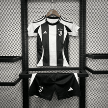 Kit local para niños de la Juventus 24/25