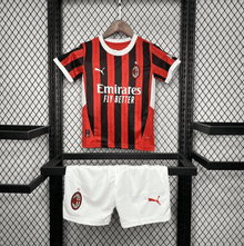 Kit infantil del AC Milan 2024/25