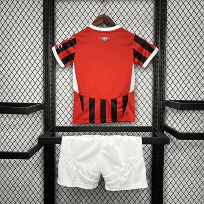 Kit infantil del AC Milan 2024/25