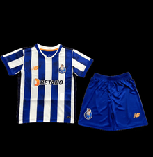 Equipación infantil local del Porto 24/25