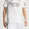 Kit infantil del Real Madrid 2025/26