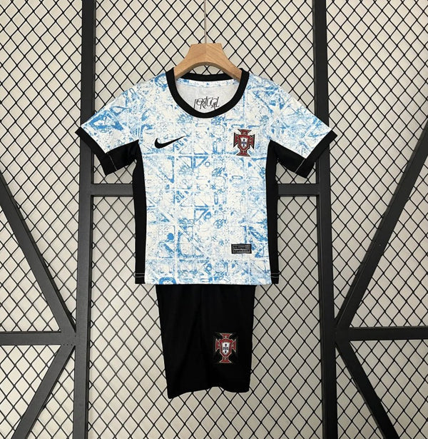 Equipación de Portugal 2024