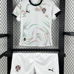 Kit infantil blanco de Portugal 2025/26