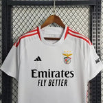 Camiseta local del Benfica 2023/24