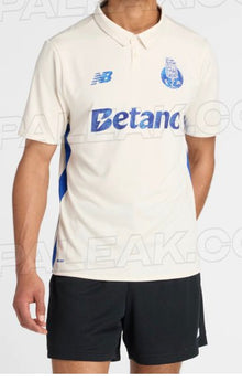 Equipación infantil del Porto 2025/26