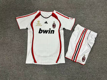 Kit infantil del Milan 2006/07