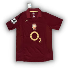 Camiseta local del Arsenal 2005/06