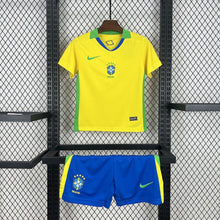 Kit infantil de Brasil 2025/26