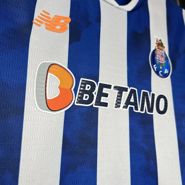 Equipación local del FC Porto 24/25