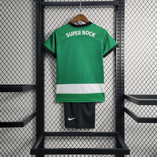 Kit infantil del Sporting 2023/24