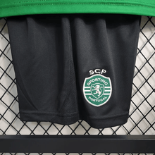 Kit infantil del Sporting 2023/24
