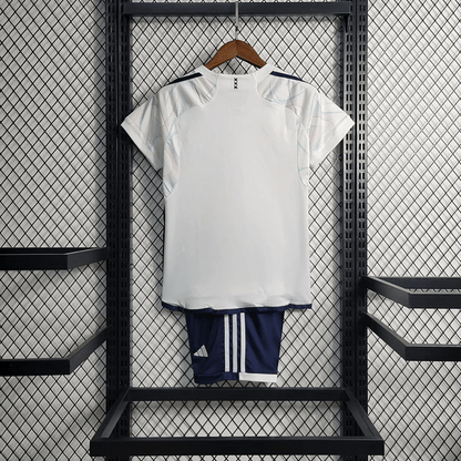 Kit infantil del Ajax 23/24