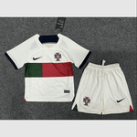 Kit infantil de Portugal 23/24