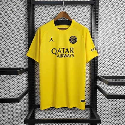 Camiseta amarilla de entrenamiento del PSG 2023/24