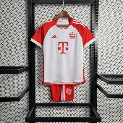 Kit local para niños del Bayern Múnich 23/24