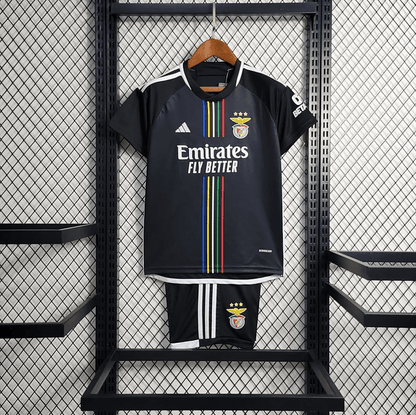 Kit infantil del Benfica 23/24