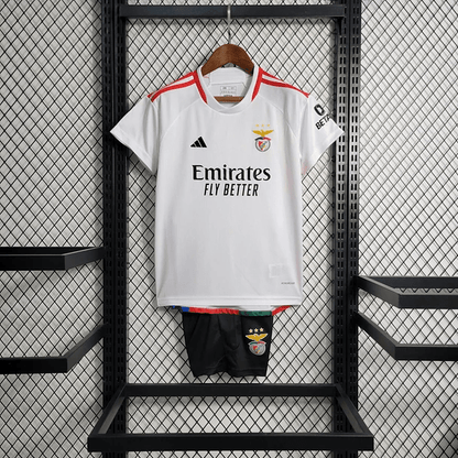 Kit infantil del Benfica 23/24