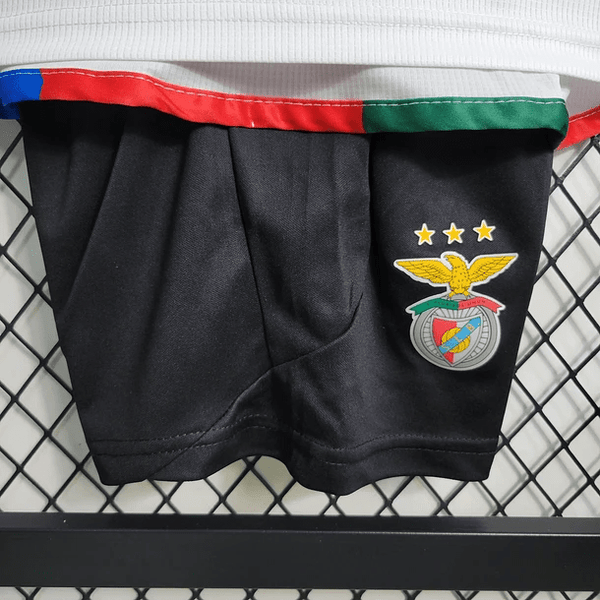 Kit infantil del Benfica 23/24