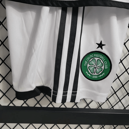 Kit local infantil del Celtic 23/24