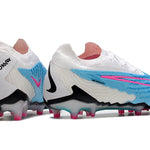 Chuteira Campo Nike Phantom GX Elite FG Azul e Branca "Blast Pack"