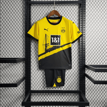 Kit local infantil del Dortmund 2023/24