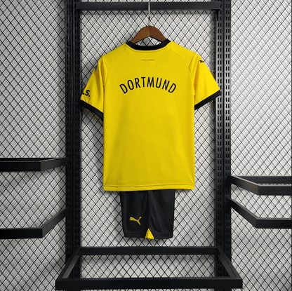 Kit local infantil del Dortmund 2023/24