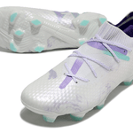 Chuteira Campo Puma Future 7 FG Branca, Verde e Roxo "Brilliance Pack"