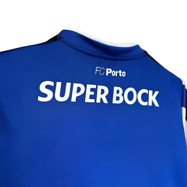 Equipación local del FC Porto 24/25