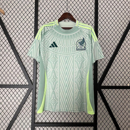 Camiseta de visitante de México 2024/25