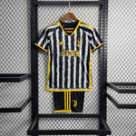 Kit local para niños de la Juventus 23/24