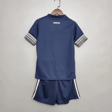 Kit infantil de la Juventus 2023/24