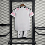 Kit infantil de la Juventus 2023/24