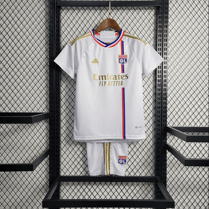 Kit local infantil del Lyon 2023/24