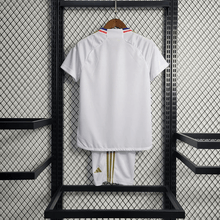 Kit local infantil del Lyon 2023/24
