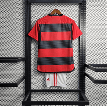 Kit local infantil del Flamengo 2023