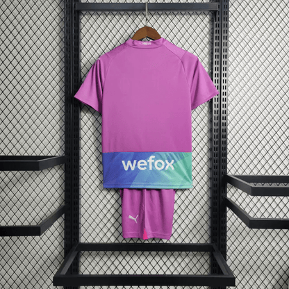 Kit infantil del AC Milan 2023/24
