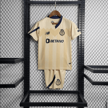 Equipación infantil Porto 23/24