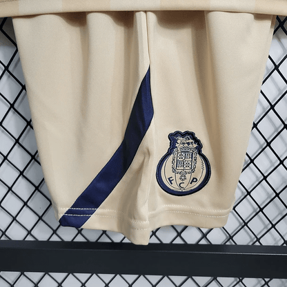 Equipación infantil Porto 23/24