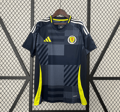 Camiseta local de Escocia 2024